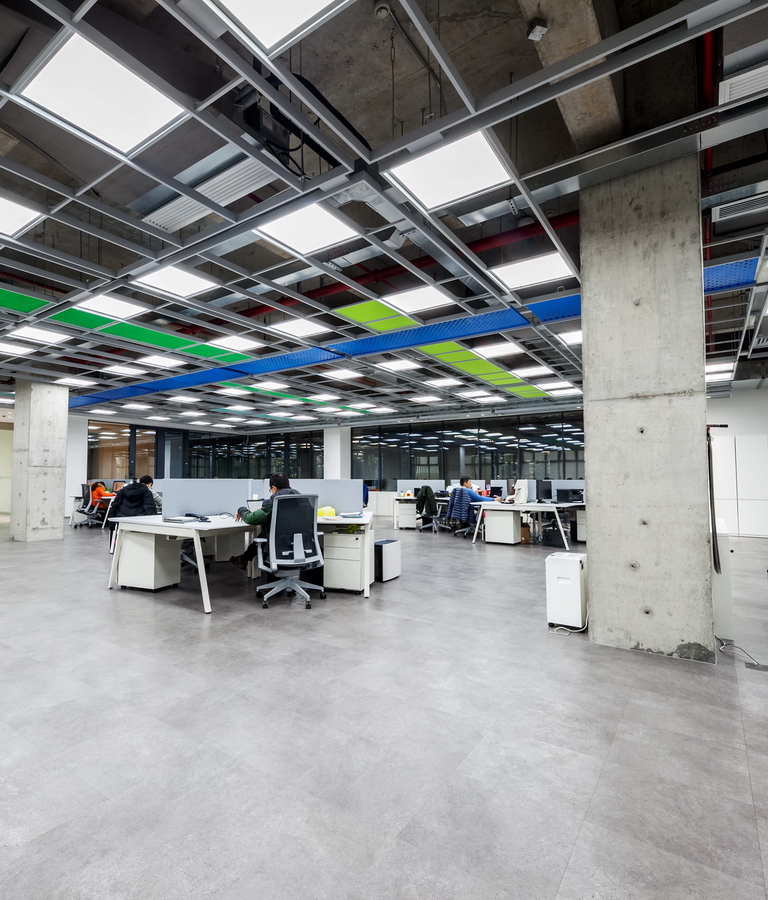 聖東尼（外齊(qi)）辦(bàn)公(gōng)室裝(zhuang)修-辦(bàn)公(gōng)區(qu)3-pc