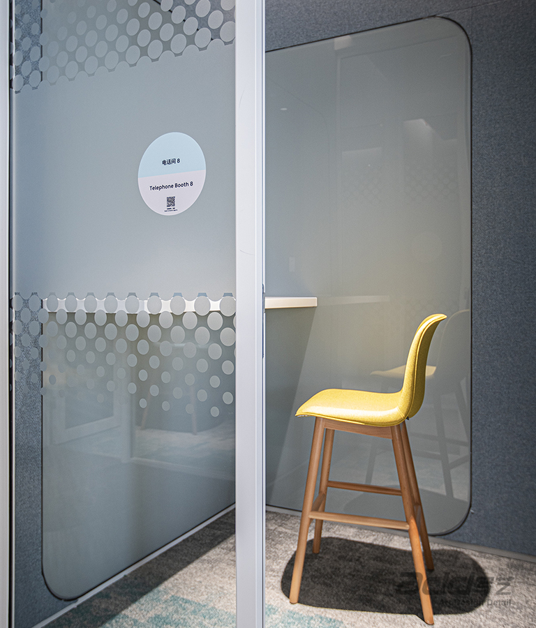 蔚來汽車(che)辦(bàn)公(gōng)樓裝(zhuang)修-小(xiǎo)會議室-pc